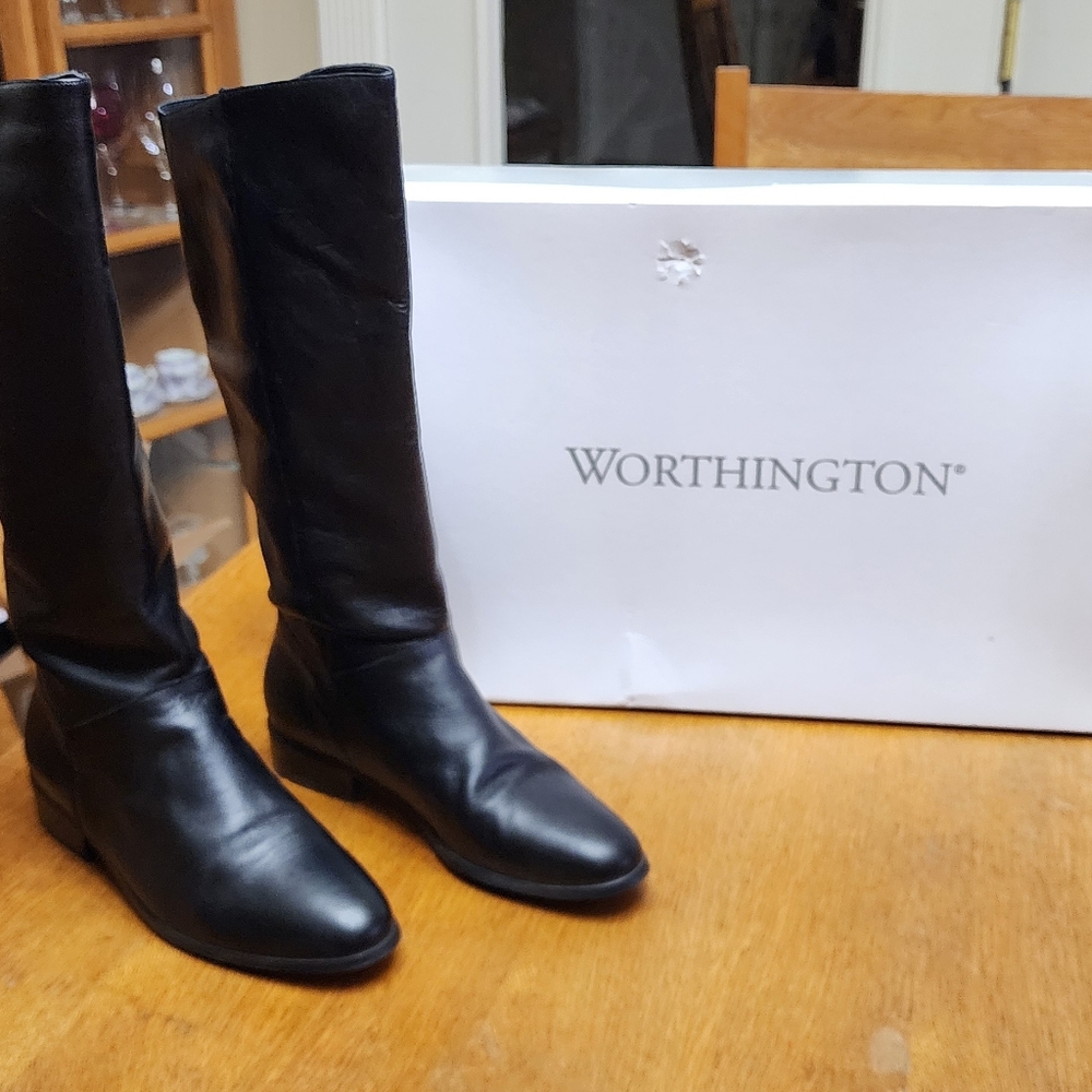 Worthington Black Leather Pull On Boots 7.5